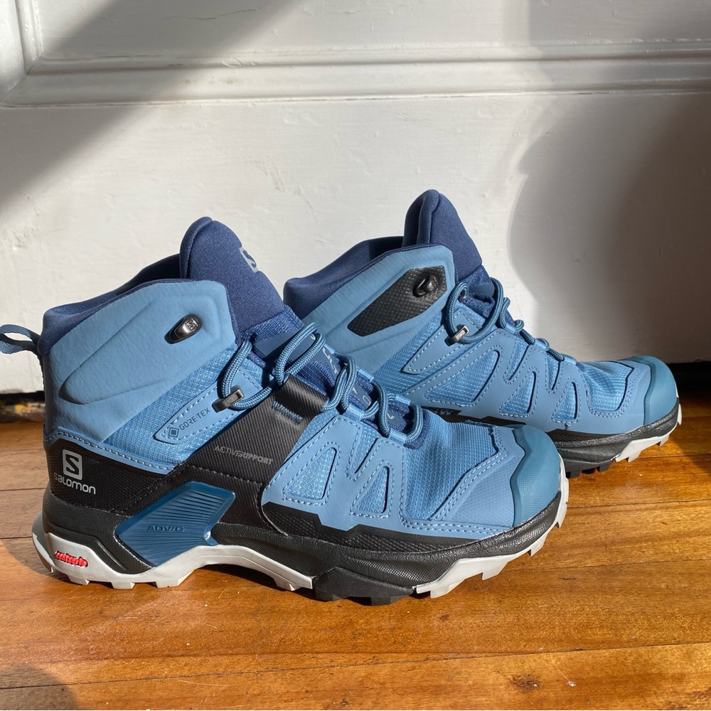 Salomon mid x ultra 4 women’s hiking boots size 6/6.5